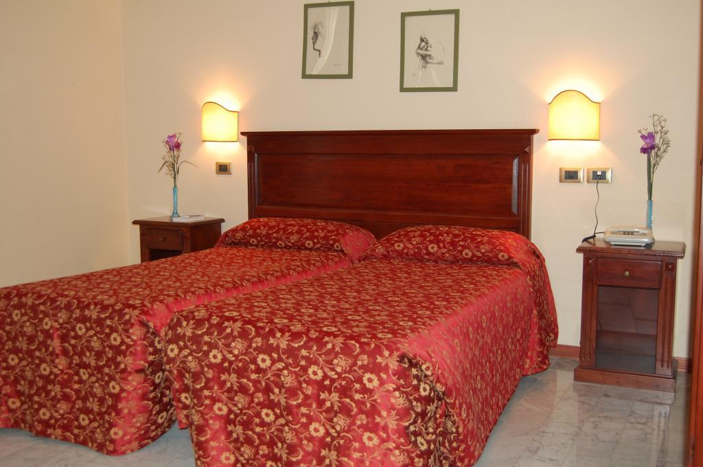 Hotel Astor Флоренція Екстер'єр фото